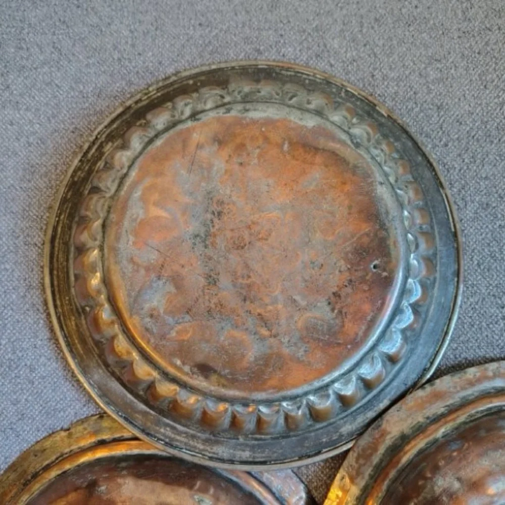 Vtg Handmade Copper Bowls (3) Patina Heavy Primitive Metal Fluted Ribbed Engrave